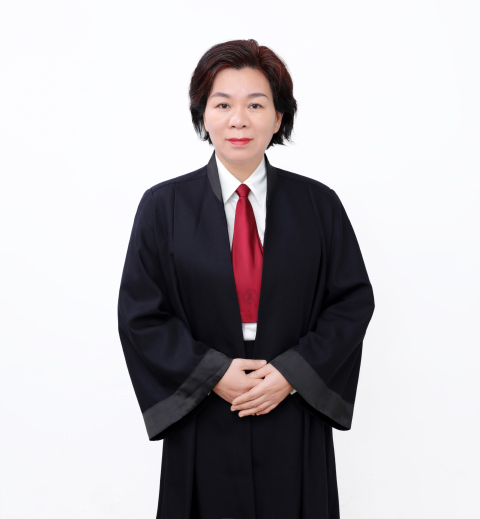 信用卡诈骗罪 ---信用卡严重透支不还，不一定构成犯罪