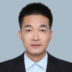 李多龙-闵行区欠款律师照片展示